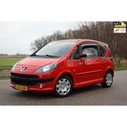 Peugeot 1007 1.4 Sporty 3DRS Panorama-Dak AIRCO NAP GOED OND