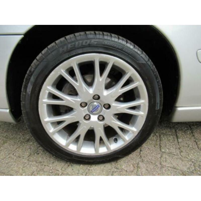 Volvo V70 2.4 Edition Sport 3 maanden garantie