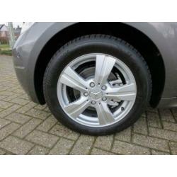 Mercedes-Benz A-Klasse 180 Avantgarde Automaat CVT