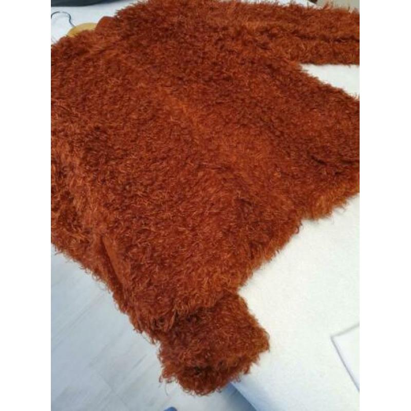 Nieuwe Guess flufy jas maat L