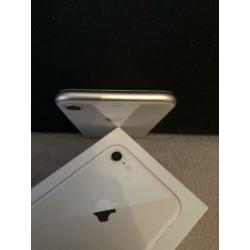 iPhone 8 - 64GB