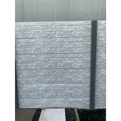Beton schutting te koop. Zelf te demonteren 16m lang 2,3m H