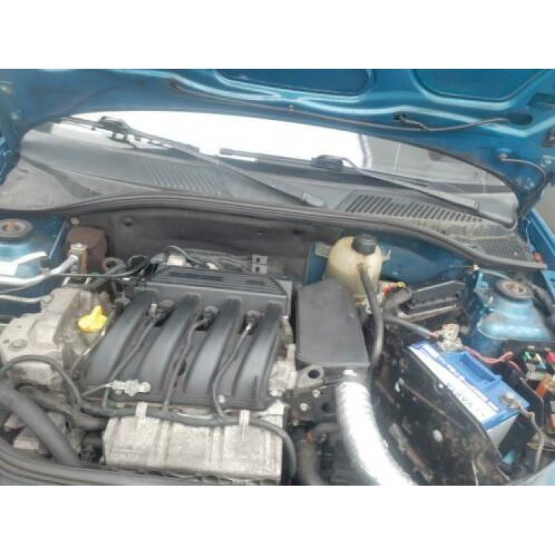 Renault clio 1.6 16v