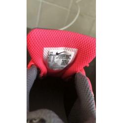 Nike Air Max maat 26. Uit VS, niet verkrijgbaar in NL.