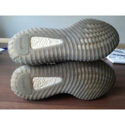Yeezy boost 350 v2 beluga 2.0 maat 45 1/3 US 11