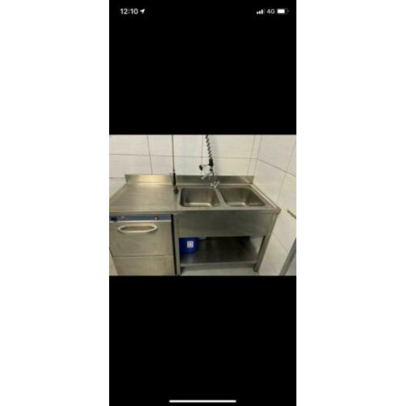 Piston machine, afzuigkap compleet, vaatwasser, panini gril