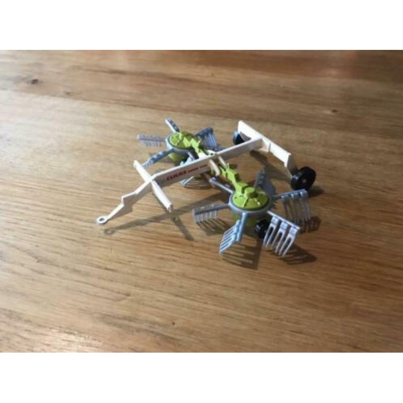 Siku 2560, Claas Liner 770 Zwadhark/Hark, Schaal 1:32