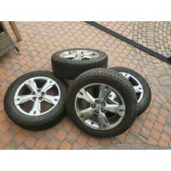 4x 16inch Toyota winterbanden
