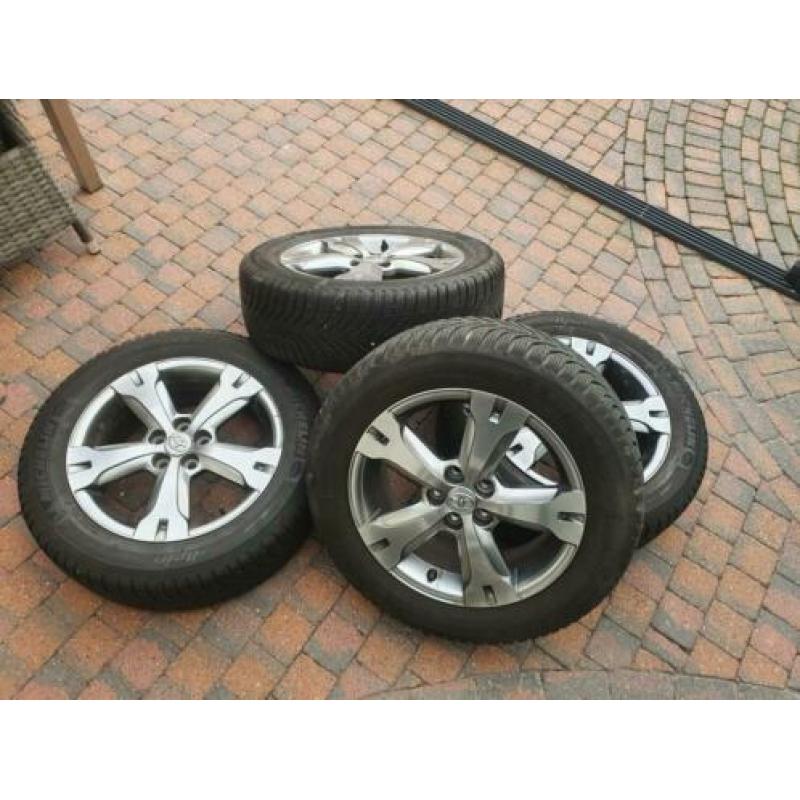 4x 16inch Toyota winterbanden