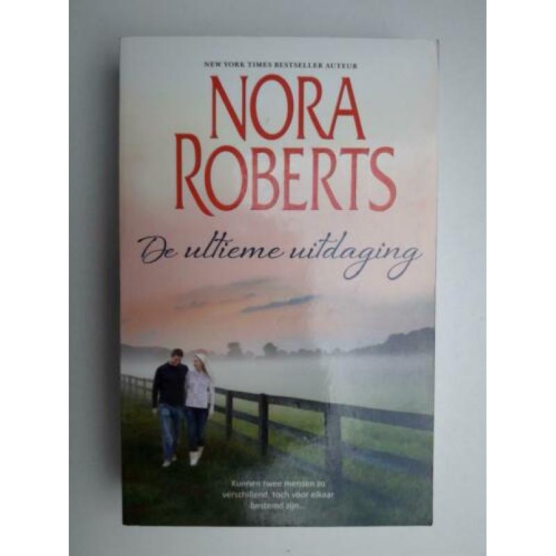 Diverse HarperCollins boeken van Nora Roberts (paperbacks)