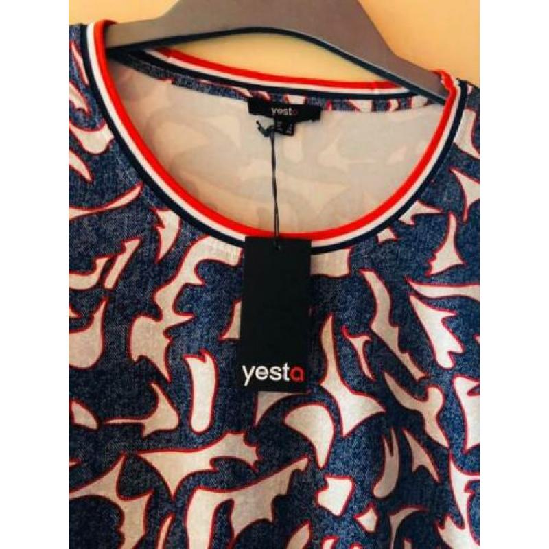 Nieuwe tuniek van Yesta maat 48