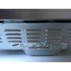 Samsung combi magnetron 32 liter -CE 118 PT -incl toebehoren