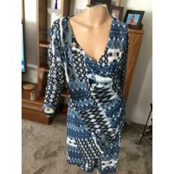SAOPAULO jurk met overslag. Maat XL viscose