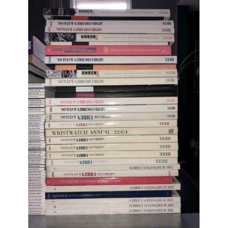 Horloge boeken en tijdschriften. Chronos, Heel, Jaarboeken