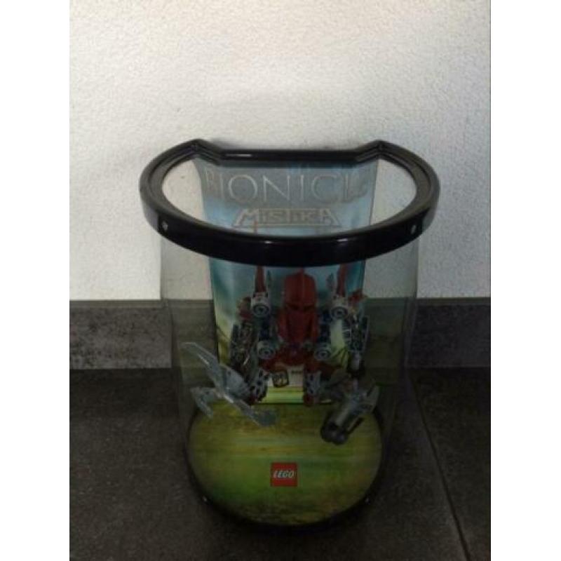 Winkel display bionicle mistika no 8689 jaar 2008