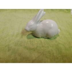 Mini beeldjes--nieuw--wit porselijn