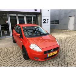 Fiat Grande Punto 1.4-16V Dynamic 6BAK! AIRCO! INRUILKOOPJE!