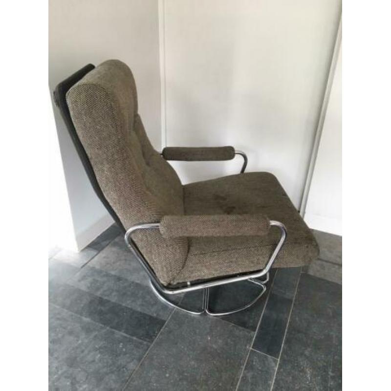 Gelderland draaifauteuil Jan des Bouvrie