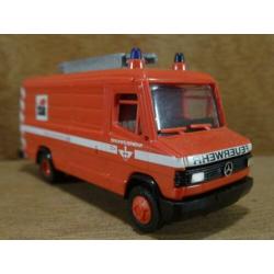 BUSCH 1:87, MB 507D Berufs-Feuerwehr Zwitserland, Zie Foto`s