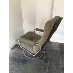 Gelderland draaifauteuil Jan des Bouvrie