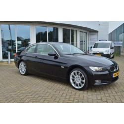 BMW 3 Serie 330D Exe Aut/F1 *18"M3,Leder,Navipro,Xenon*