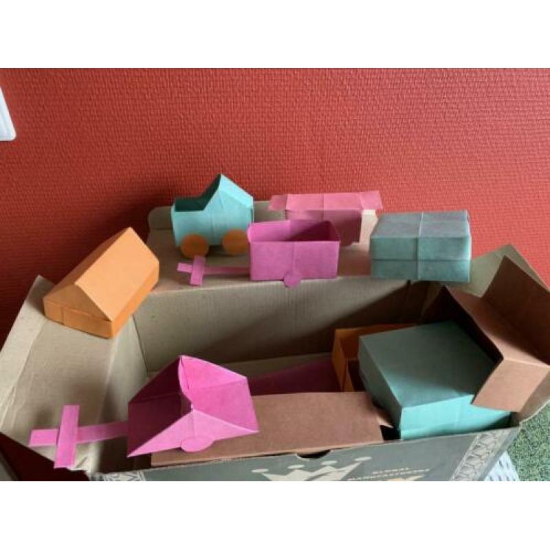 Vouwmap en doos met 3-D vouwsels
