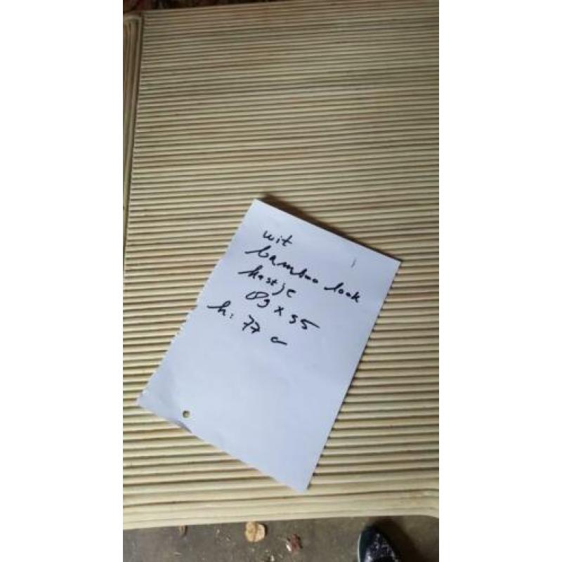 Ladenkast bamboelook