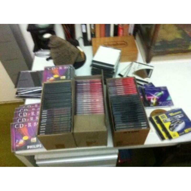 50 stuks CDs in doosjes