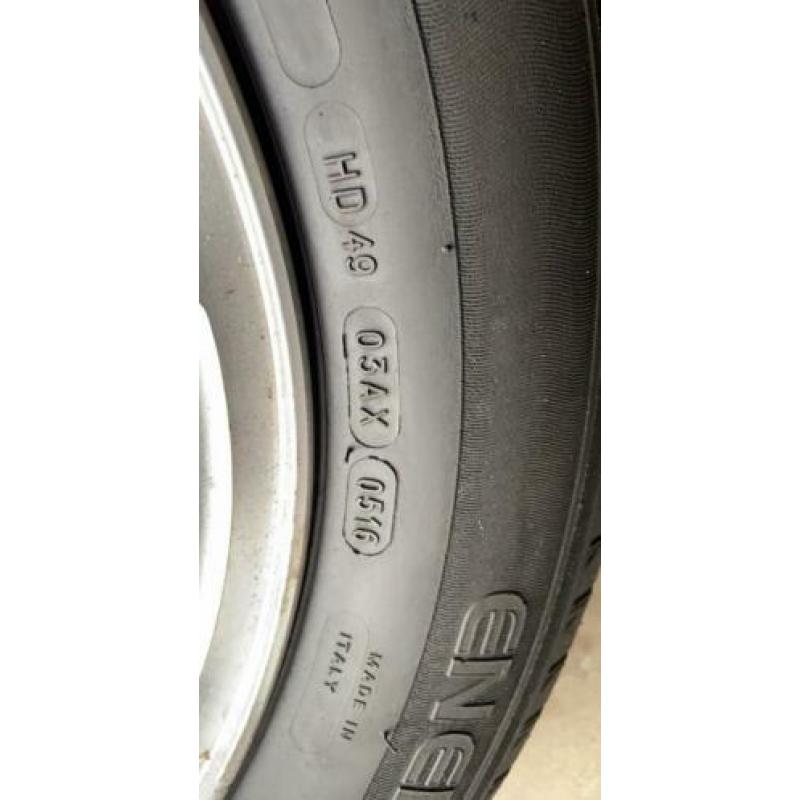 Opel zomerbanden met velgen 16 inch