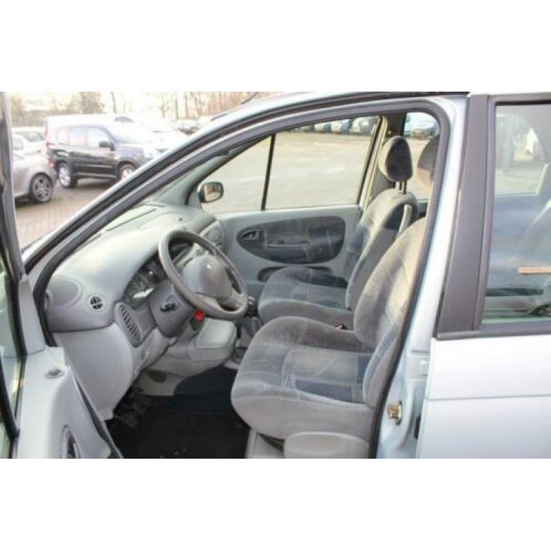 Renault Scénic 1.9 dCi Authentique airco, elektrische ramen,