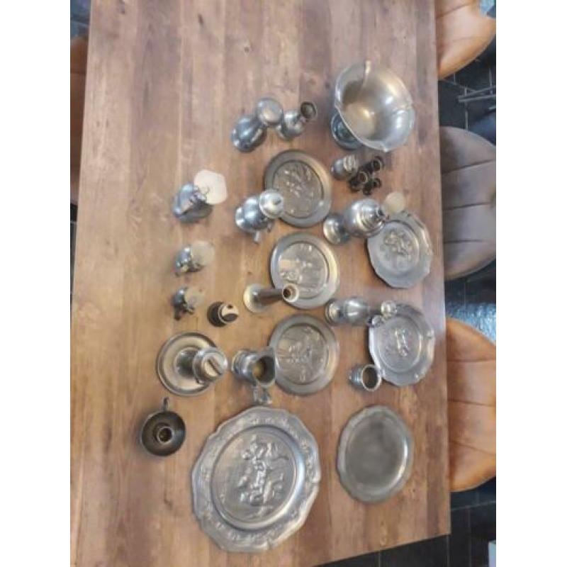 borden schalen aansteker vaasjes etc. van tin