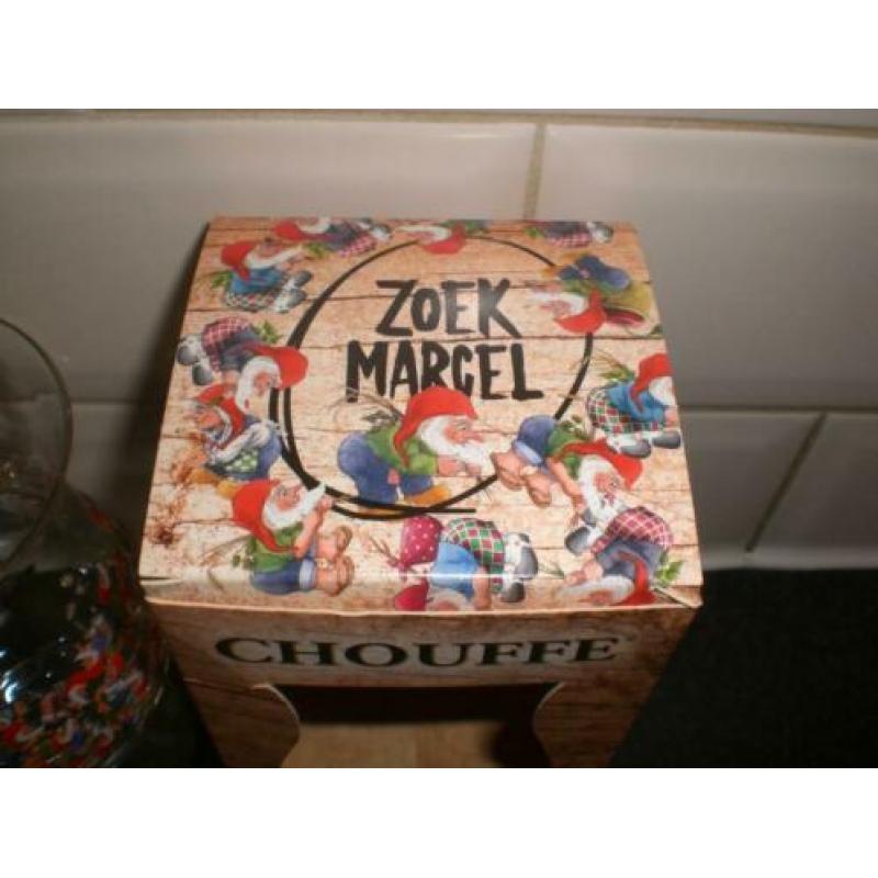 Mooi glas Chouffe bier, Zoek Marcel, Nederlandse versie