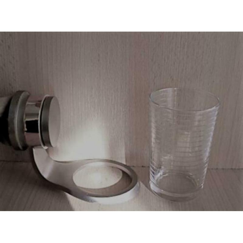 Keuco glashouder mat-chroom met gouden sierring en glazen d