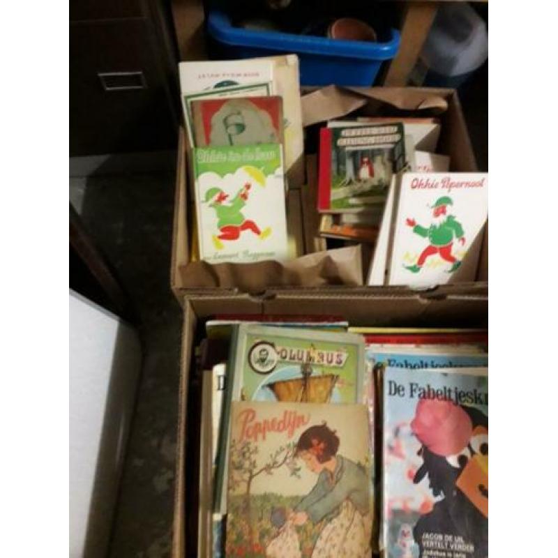 3 dozen kinderboeken bieden