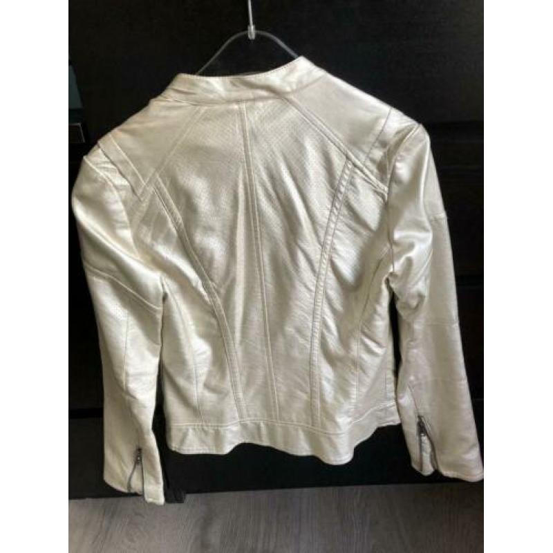 Guess jasje imitatieleer (maat 36)