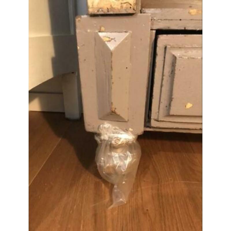 Antieke kast eind 19de eeuw