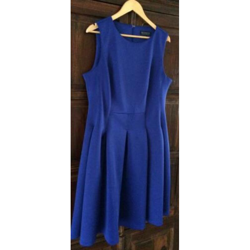 Schitterend blauw jurkje van ELOQUII. Maat 48.
