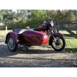 Jawa 350 senior Type 360 met Junak zijspan