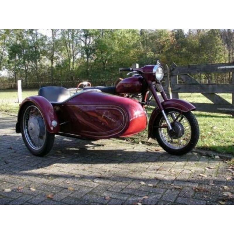 Jawa 350 senior Type 360 met Junak zijspan