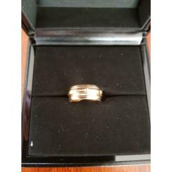 Piaget Possession 18 k gouden ring met 7 geslepen briljanten