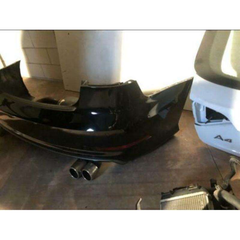 Audi A3 8V achterkant S-line Dubbele uitlaat S3 SEDAN