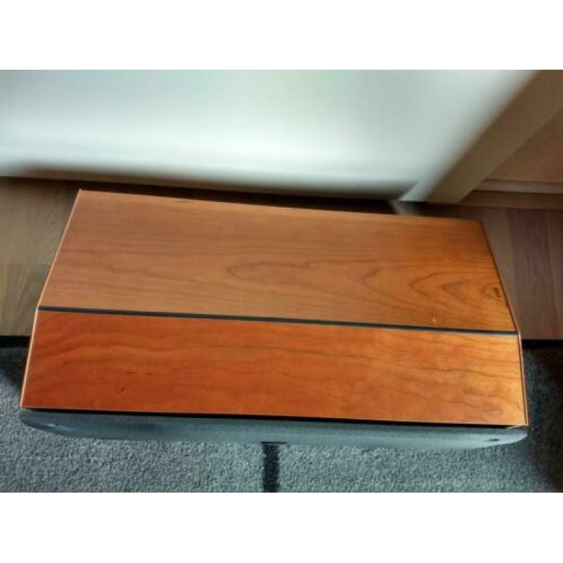 JBL xti 10 center speaker. zie omschrijving