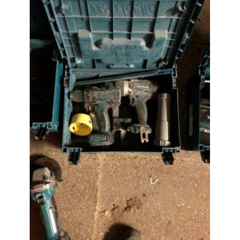 compleet elektrisch gereedschap makita + loodgieters gereed