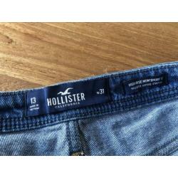 Hollister high-rise mom short