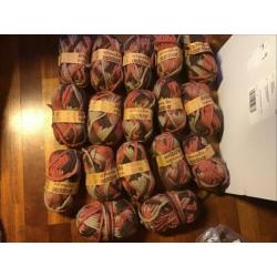 15 100gramsbollen verloopgaren oudroze beige en bruin,