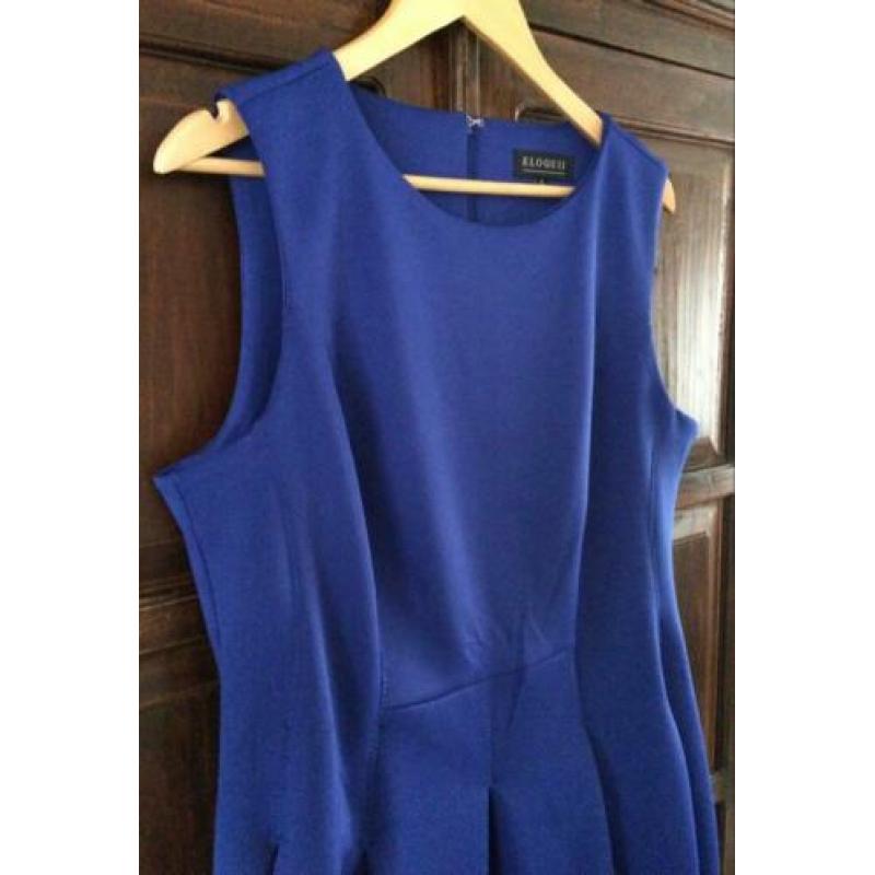 Schitterend blauw jurkje van ELOQUII. Maat 48.