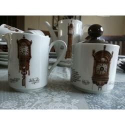 Klokken theeservies