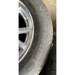 Opel zomerbanden met velgen 16 inch