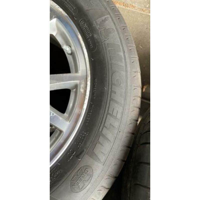 Opel zomerbanden met velgen 16 inch