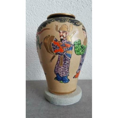 Aardewerk oosters pot vaas